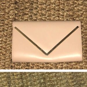 Aldo nude clutch like new